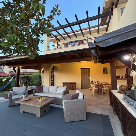 Bella Slow Luxury Sea And Mountain View Villa