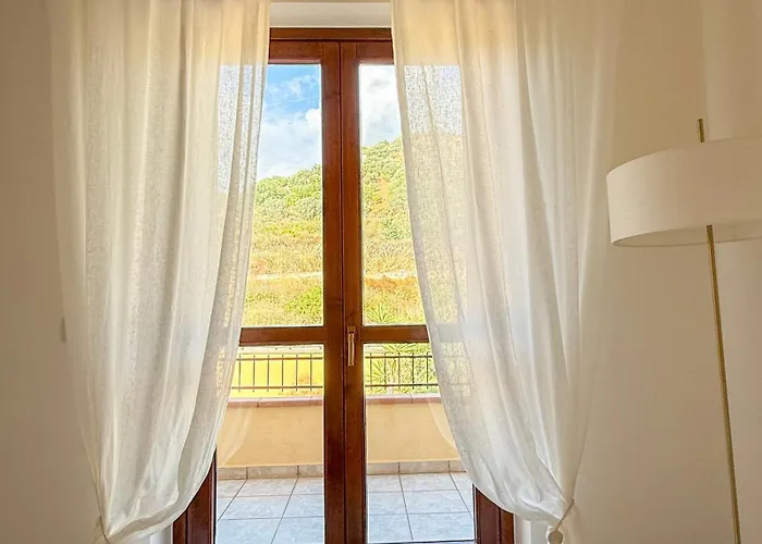 Bella Slow Luxury Sea And Mountain View *