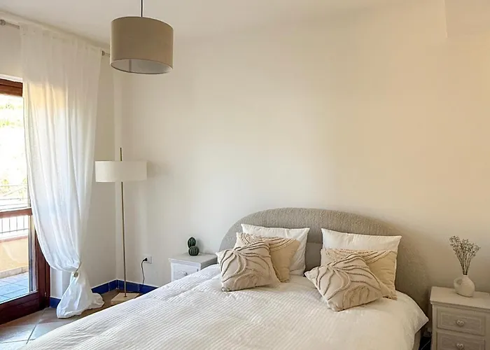 Bella Slow Luxury Sea And Mountain View Villa