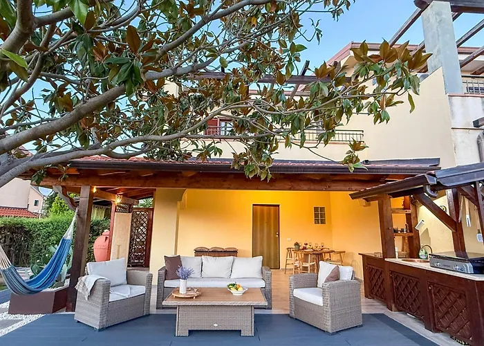 Bella Slow Luxury Sea And Mountain View Bonifati